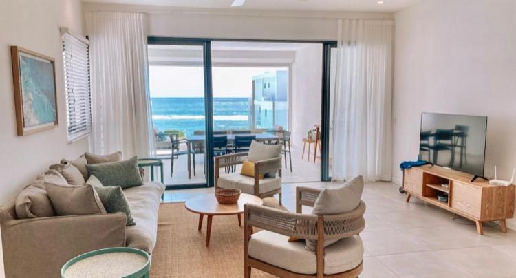 East Coast Beachfront Luxury - Eastern Blue Apartments Poste Lafayette Exteriör bild